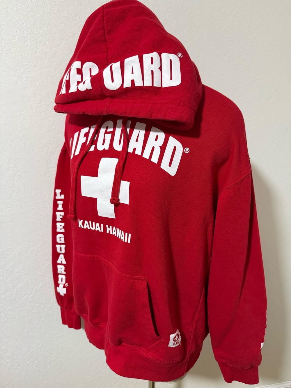 Lifeguard Kauai Hawaii Red Hoodie - Picture 3 of 6